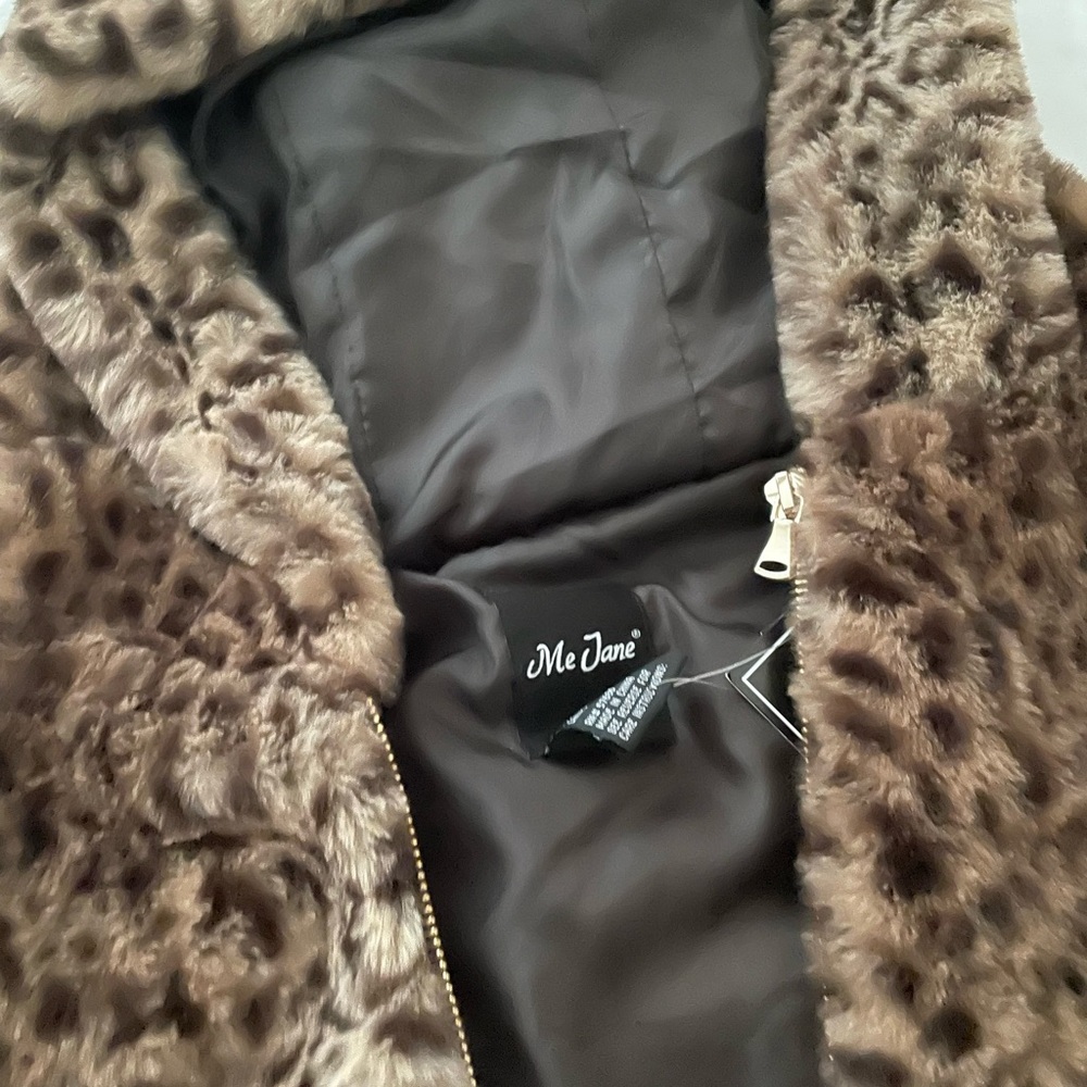Brand New Me Jane Faux Fur Leopard Print Jacket!! 💓